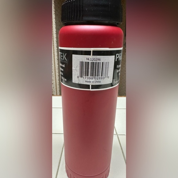 Silver Buffalo Stainless Steel Double Wall Vacuum Insulated Tumbler RED - Picture 3 of 9